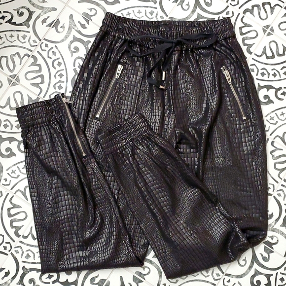 Blank NYC Pants - Blank NYC Drawsting Joggers